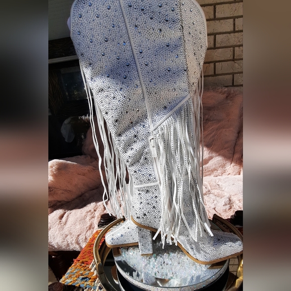 Jessica SimpsonAsire Rhinestone Western Fringe Boots - Picture 8 of 15